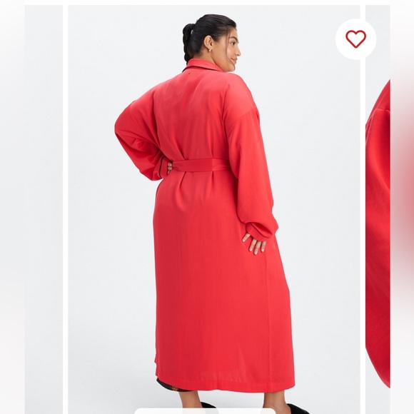 Fabletics Ecosatin Robe - Picture 4 of 6